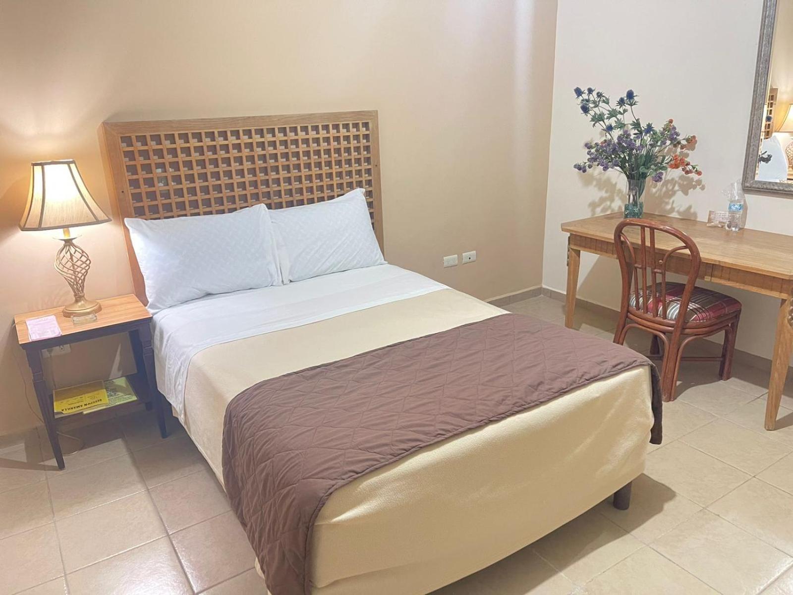 Hotel El Dorado Sabinas ภายนอก รูปภาพ