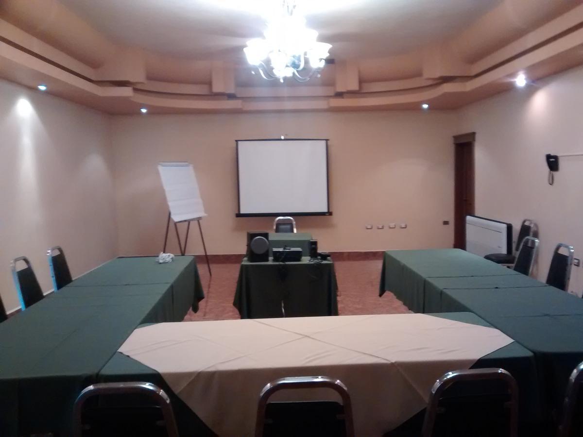 Hotel El Dorado Sabinas ภายนอก รูปภาพ