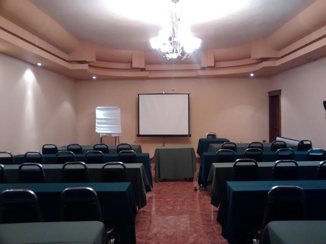 Hotel El Dorado Sabinas ภายนอก รูปภาพ
