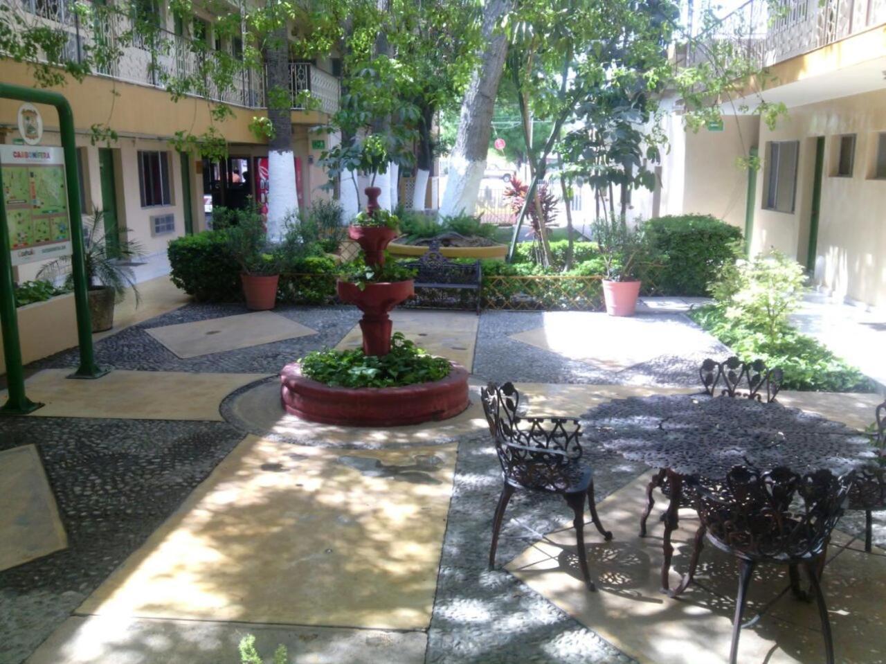 Hotel El Dorado Sabinas ภายนอก รูปภาพ