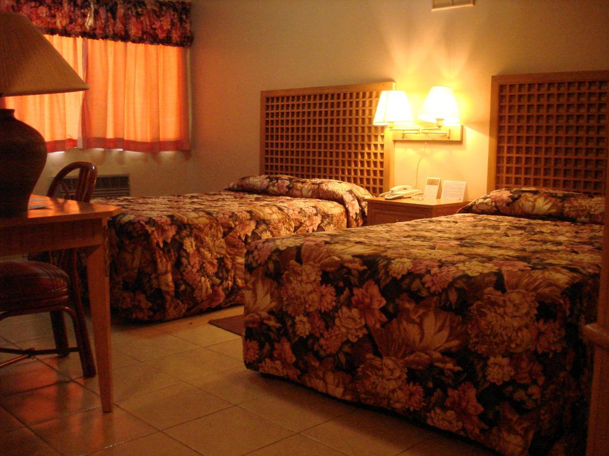 Hotel El Dorado Sabinas ภายนอก รูปภาพ
