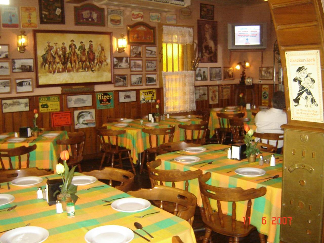 Hotel El Dorado Sabinas ภายนอก รูปภาพ